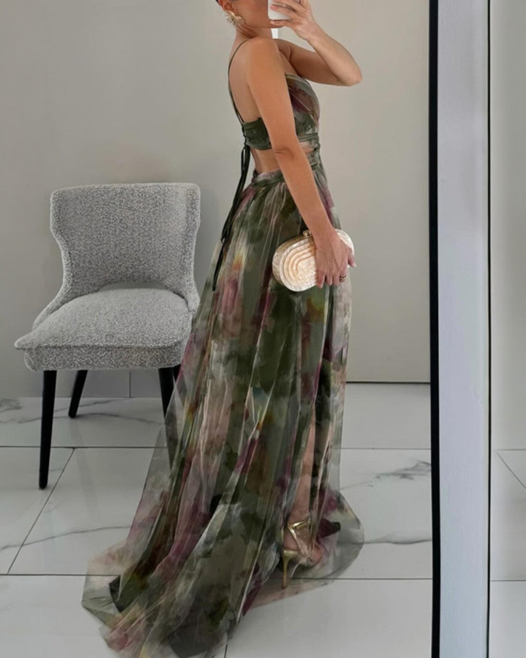 Giselle - Urokliwa Maxi-sukienka z Kwiatowym Wzorem