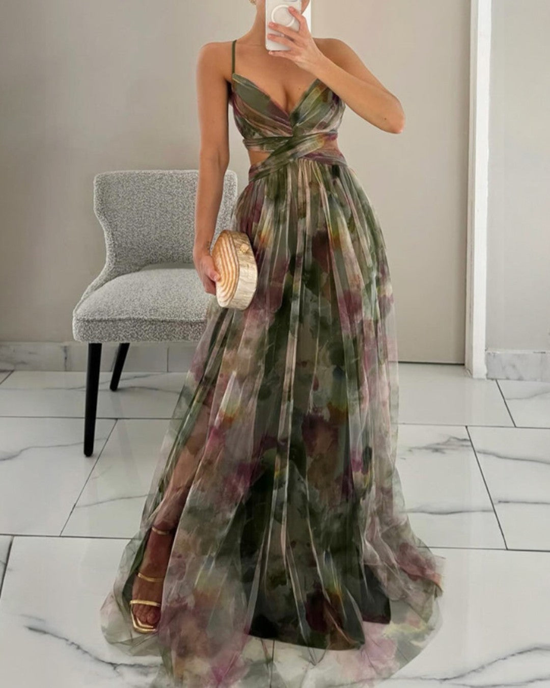 Giselle - Urokliwa Maxi-sukienka z Kwiatowym Wzorem