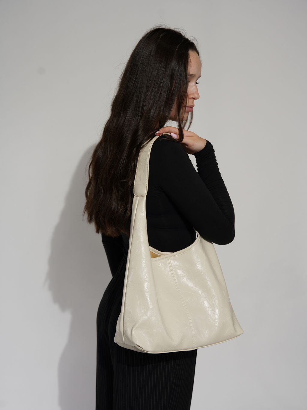 Jytte | Elegancka Czarna Torebka Hobo