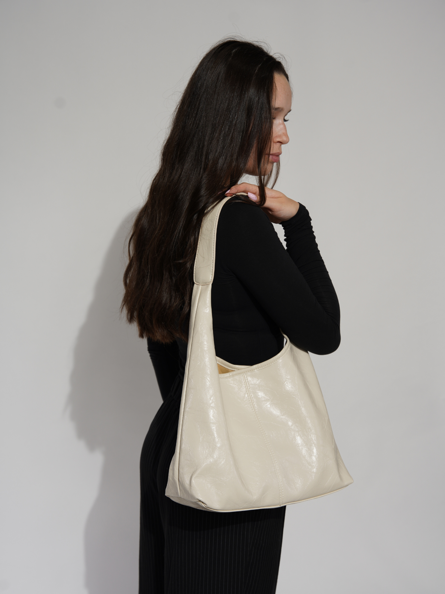 Jytte | Elegancka Czarna Torebka Hobo