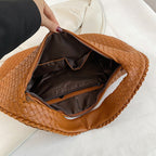 Nikoline | Stylowa Woven Hobo Bag